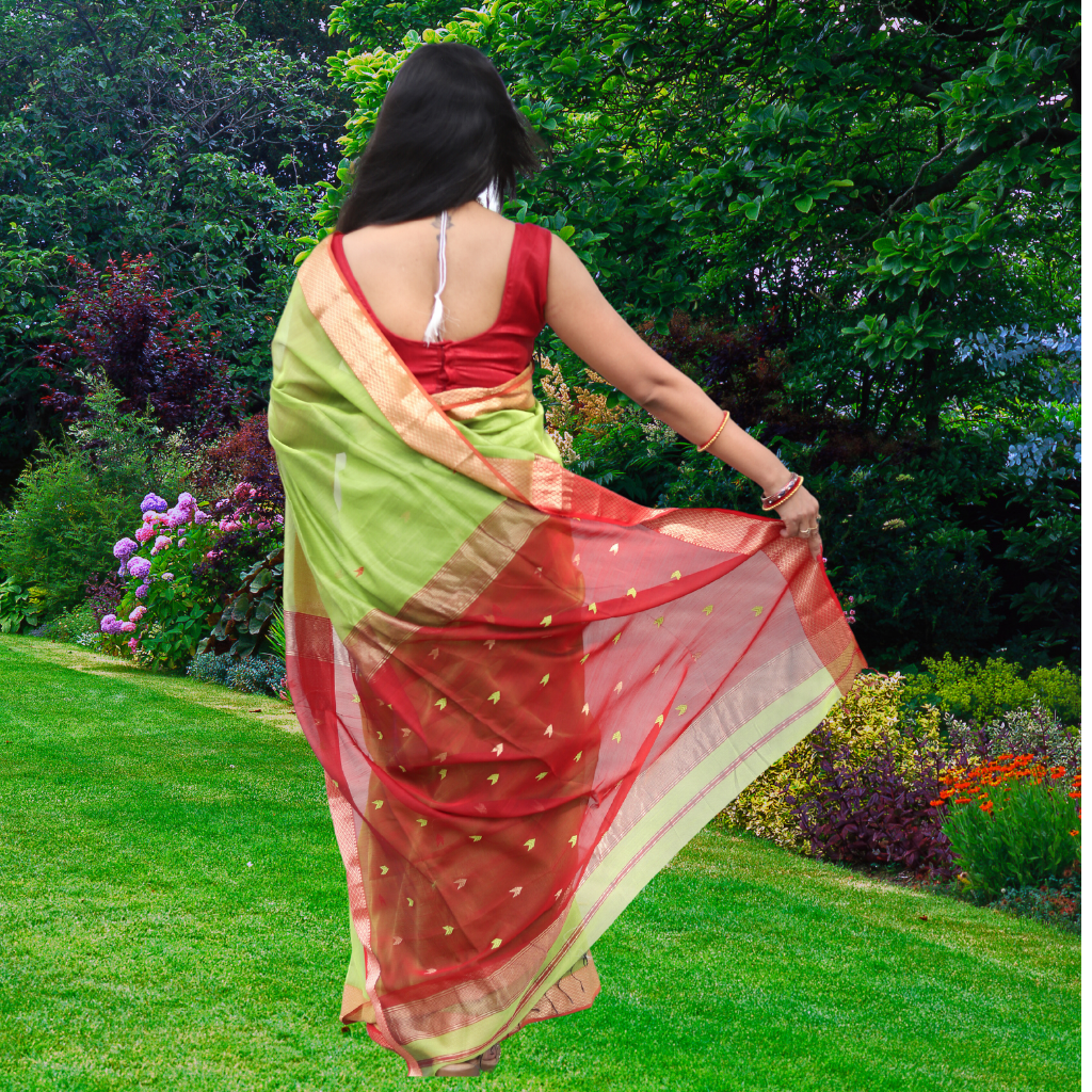 Maheshwari Silk by Cotton Arrow Bootie Parrot Green Saree - Image 4